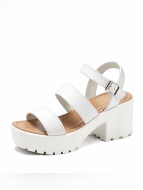 Mysoft White Chunky Platform Lug Sole Sandals (Size 9)
